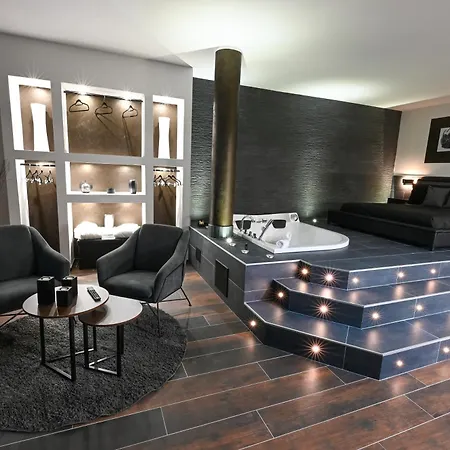 115 - Luxury *